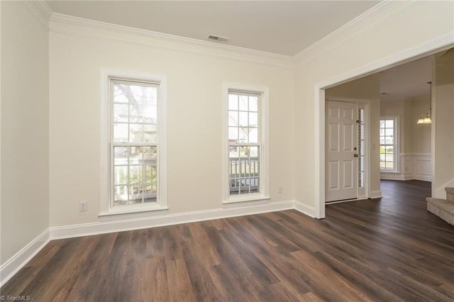 374 Quick Silver Drive, Winston-salem, NC 27127