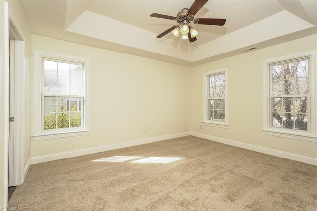 374 Quick Silver Drive, Winston-salem, NC 27127