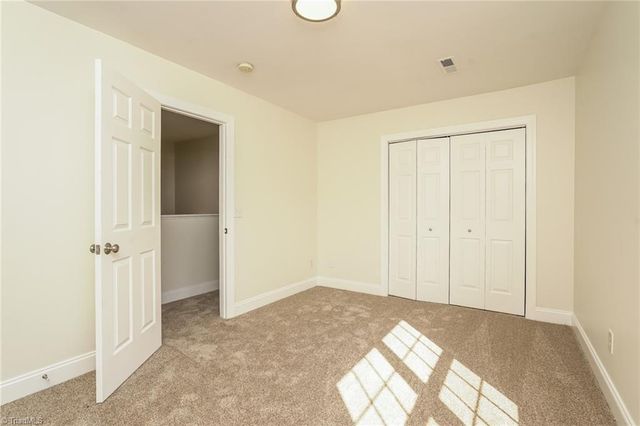 374 Quick Silver Drive, Winston-salem, NC 27127