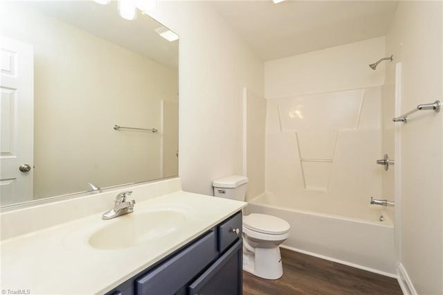 374 Quick Silver Drive, Winston-salem, NC 27127