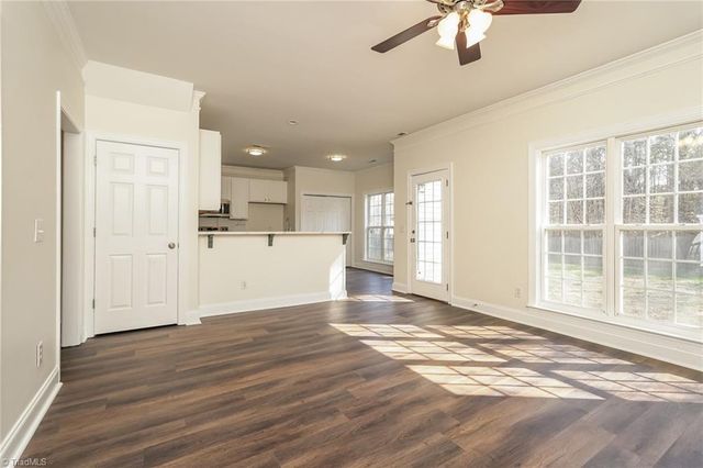 374 Quick Silver Drive, Winston-salem, NC 27127