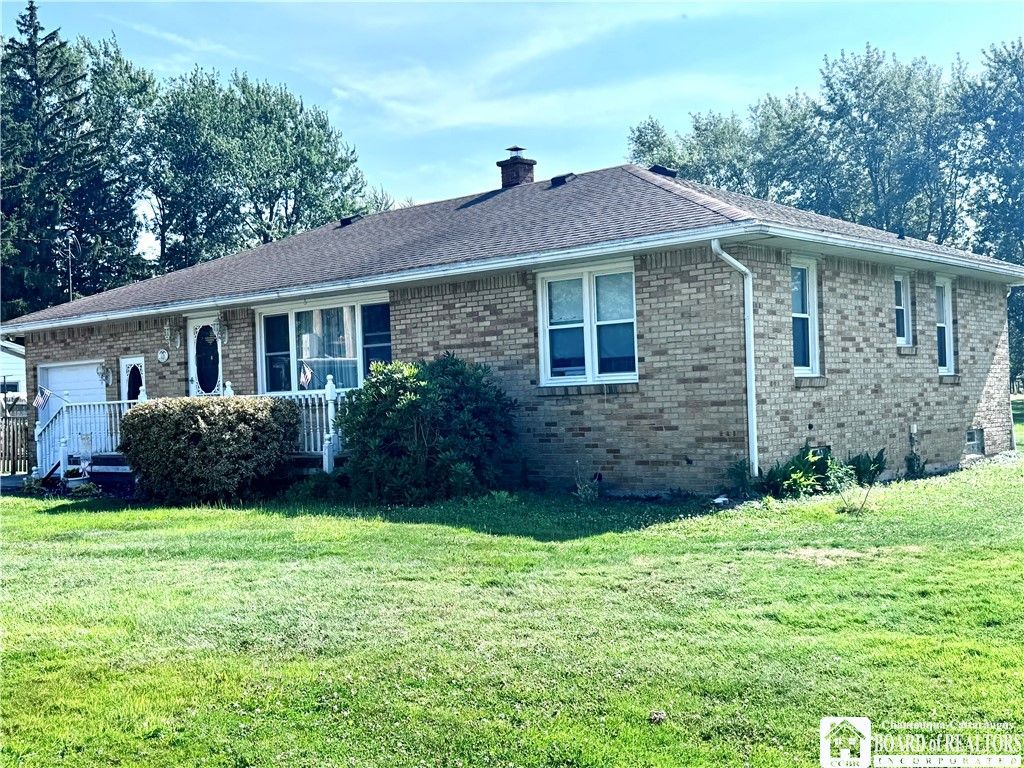 125 Seymour Street, Pomfret, NY 14063