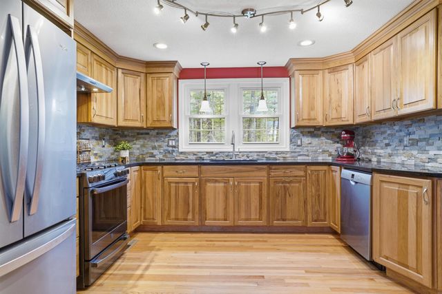 1 Denbow Road, Durham, NH 03824