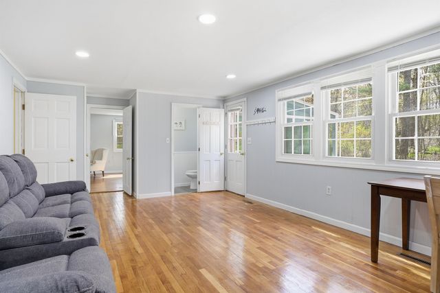1 Denbow Road, Durham, NH 03824