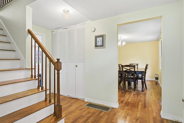 1 Denbow Road, Durham, NH 03824