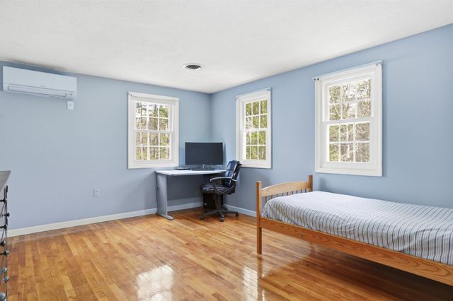 1 Denbow Road, Durham, NH 03824
