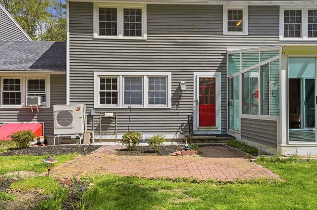 1 Denbow Road, Durham, NH 03824