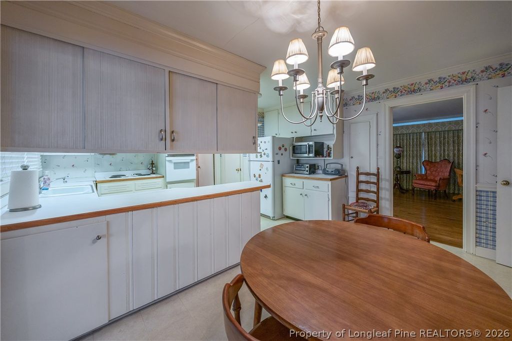 502 N Main Street, Salemburg, NC 28385 — photo 13