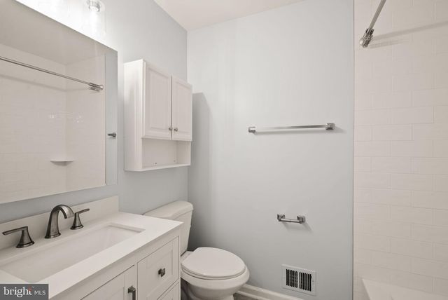 14507 CASTLEFORD CT, Centreville, VA 20121