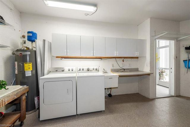 2274 Granby DR, Lehigh Acres, FL 33973