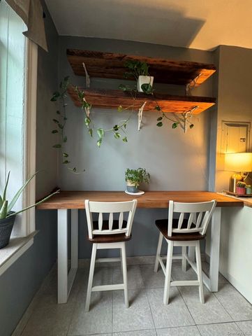 8910 35th Avenue E1L, Jackson Heights, NY 11372