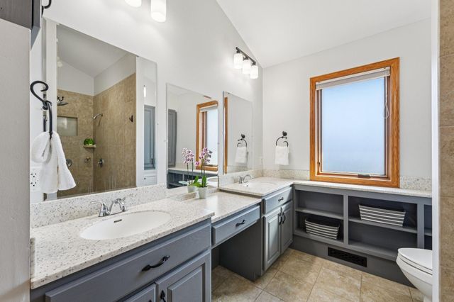 12137 88th Place N, Maple Grove, MN 55369