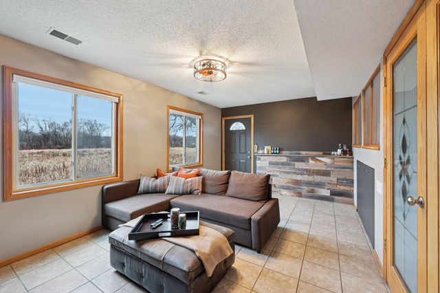 12137 88th Place N, Maple Grove, MN 55369