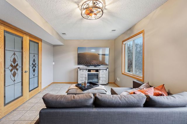 12137 88th Place N, Maple Grove, MN 55369