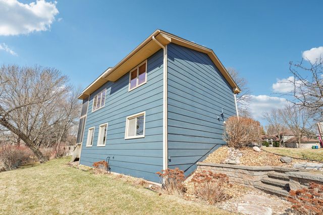 12137 88th Place N, Maple Grove, MN 55369