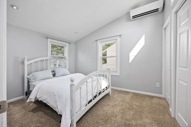 28 Brookdale Avenue, Milford, CT 06460