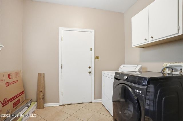 5523 Wayneland Drive, Jackson, MS 39211