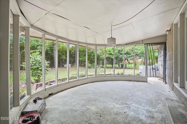 5523 Wayneland Drive, Jackson, MS 39211