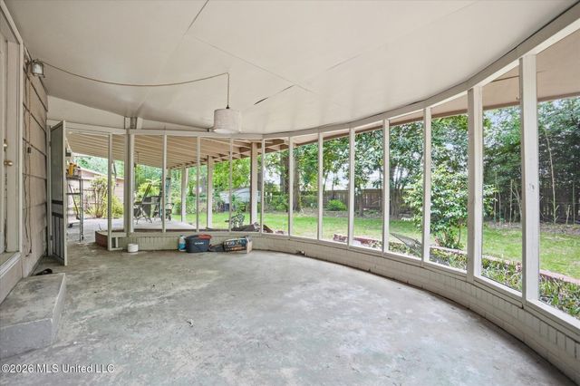 5523 Wayneland Drive, Jackson, MS 39211