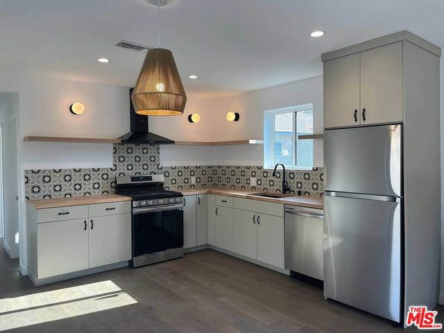 3618 Chesapeake Avenue, Los Angeles, CA 90016