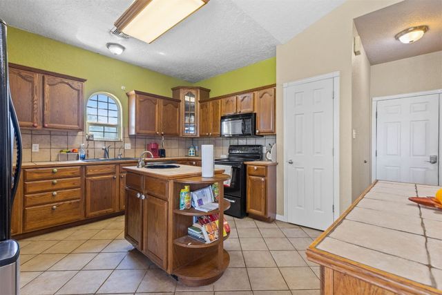 168466 9 Mile Road, Duncan, OK 73534
