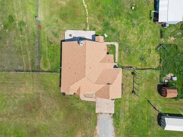 168466 9 Mile Road, Duncan, OK 73534