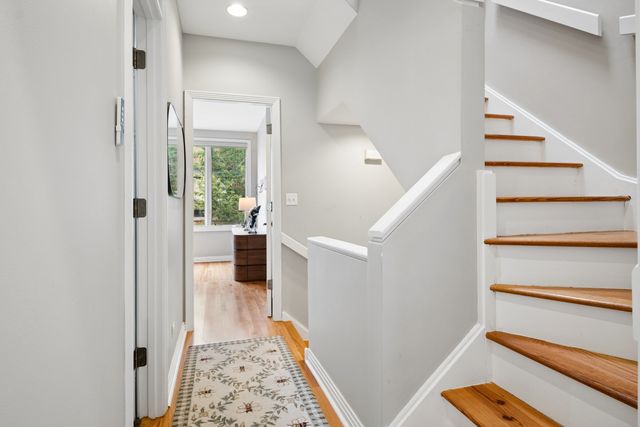 310 N Clinton Street L, Chicago, IL 60661