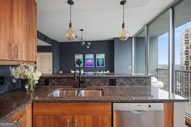 1080 Peachtree Street NE 2108, Atlanta, GA 30309