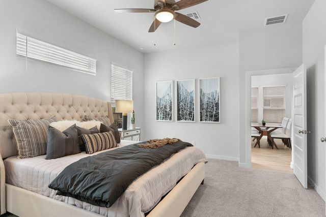 2705 Sage Ranch DR 33, Leander, TX 78641