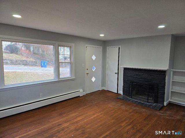 41 Concord Street, Waterbury, CT 06710