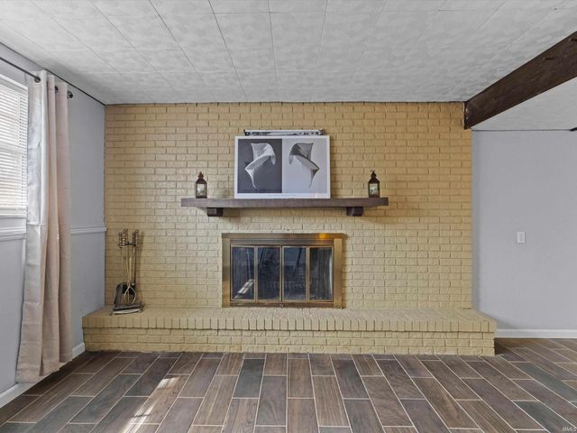 7366 Oakdale Drive, Newburgh, IN 47630