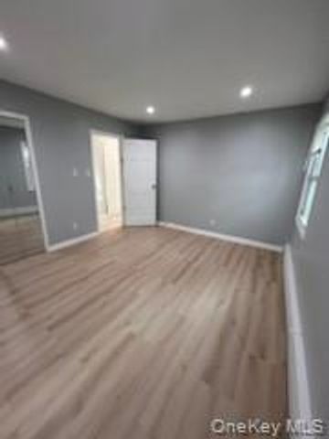 44 Commander Avenue, Hempstead, NY 11550
