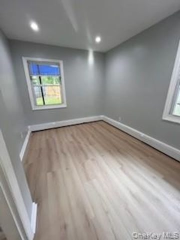 44 Commander Avenue, Hempstead, NY 11550