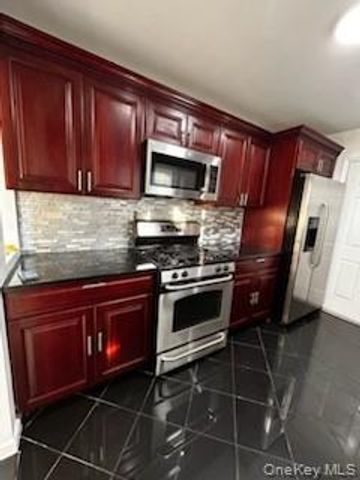 44 Commander Avenue, Hempstead, NY 11550
