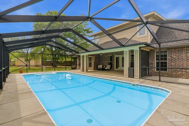 5468 Madelines Way, Pace, FL 32571