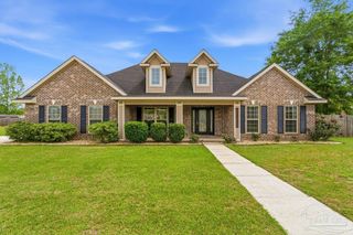 5468 Madelines Way, Pace, FL 32571