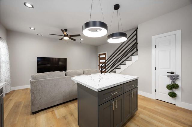 2409 Dolly Wright Street B, Houston, TX 77088