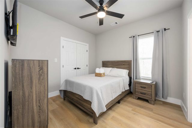 2409 Dolly Wright Street B, Houston, TX 77088