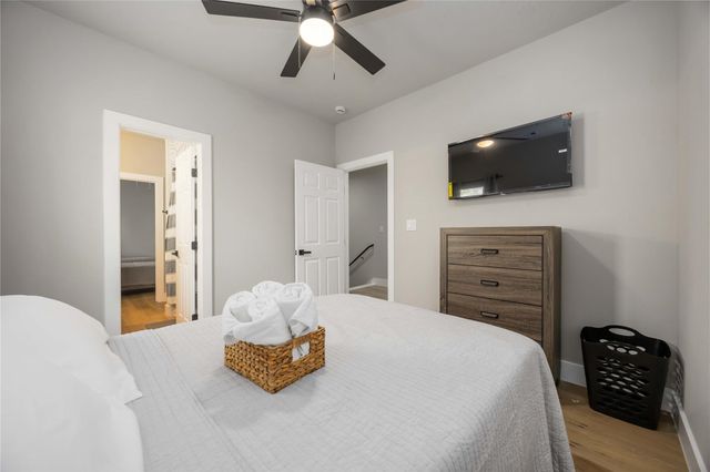 2409 Dolly Wright Street B, Houston, TX 77088