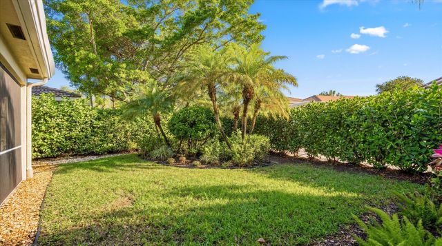 4681 Carlton Golf Drive, Lake Worth, FL 33449