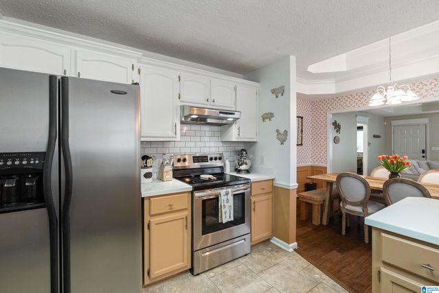 7922 WYNWOOD LANE, Helena, AL 35080