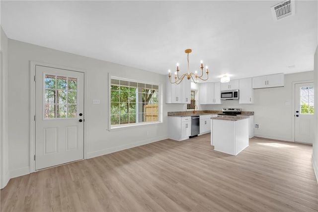 868 Nassau Drive, Mobile, AL 36608