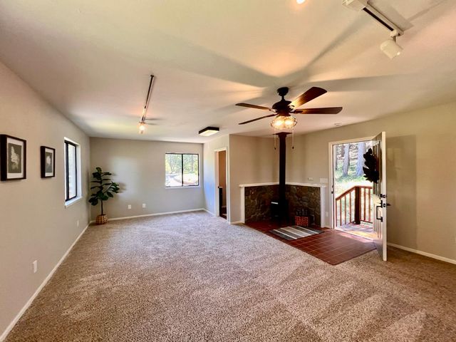2506 Buffalo Hill Rd, Georgetown, CA 95634
