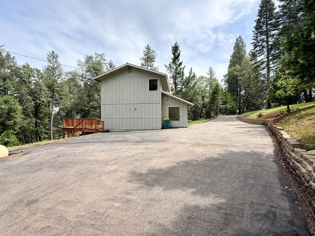2506 Buffalo Hill Rd, Georgetown, CA 95634
