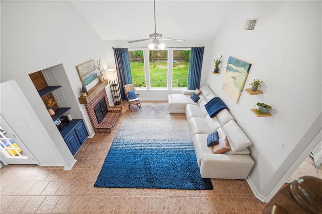 9611 Winter Run Drive, Houston, TX 77064