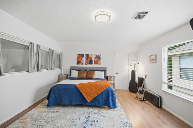 9611 Winter Run Drive, Houston, TX 77064