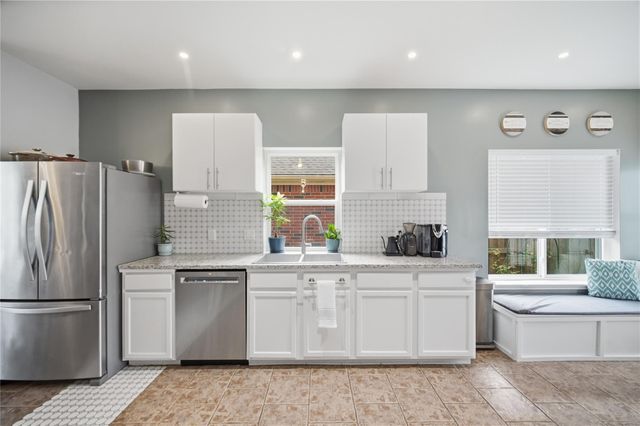 9611 Winter Run Drive, Houston, TX 77064