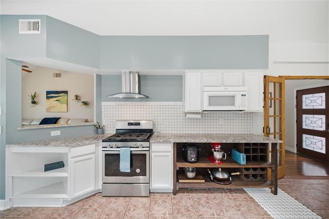 9611 Winter Run Drive, Houston, TX 77064