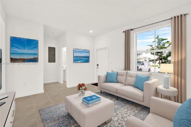 16274 SW 292nd St, Homestead, FL 33033