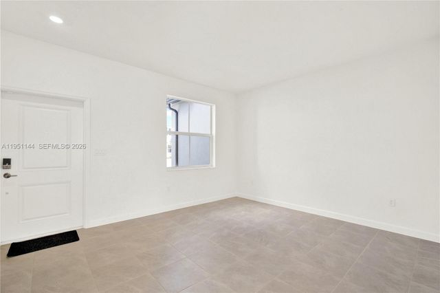 16274 SW 292nd St, Homestead, FL 33033